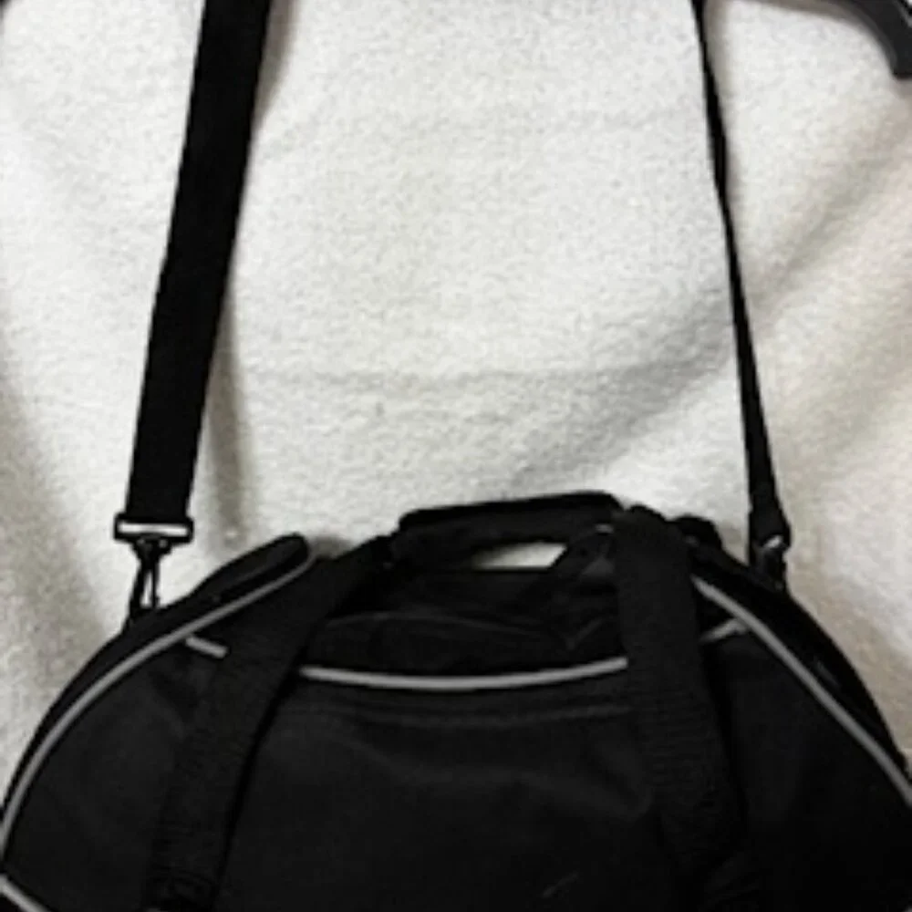 Top Paw black pet carrier for dogs (or cats) up to 12 lbs NWT